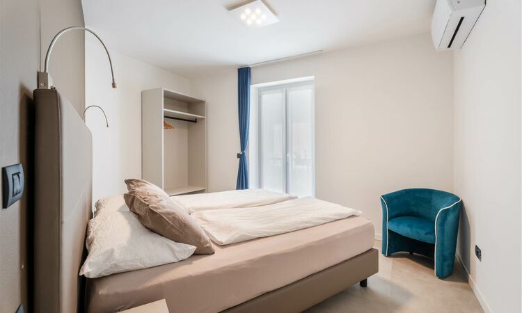 Superior three-room apartment  - Superior three-room apartment 