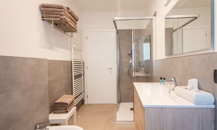 Superior three-room apartment  - Superior three-room apartment 